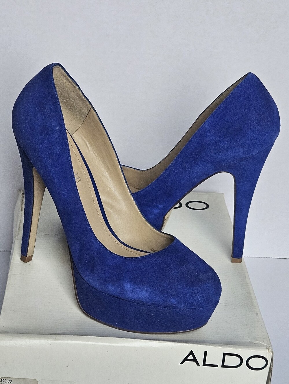 ALDO Capecoral Vibrant Blue Suede Platform Pumps Heels Size 40 (US 9)